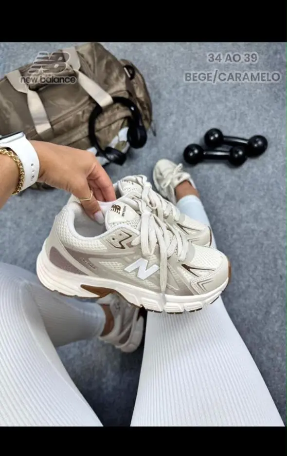 New Balance Crema