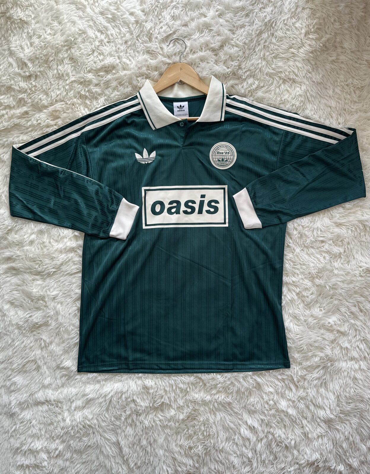 Camiseta Oasis x Adidas