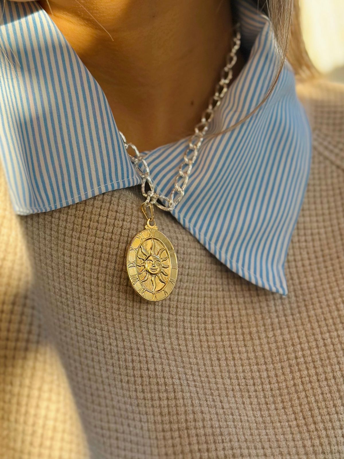 Collar Astra