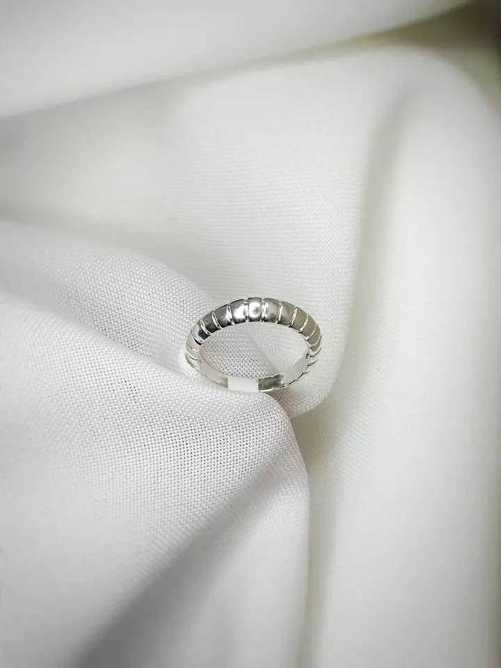 Anillo Fine Lines