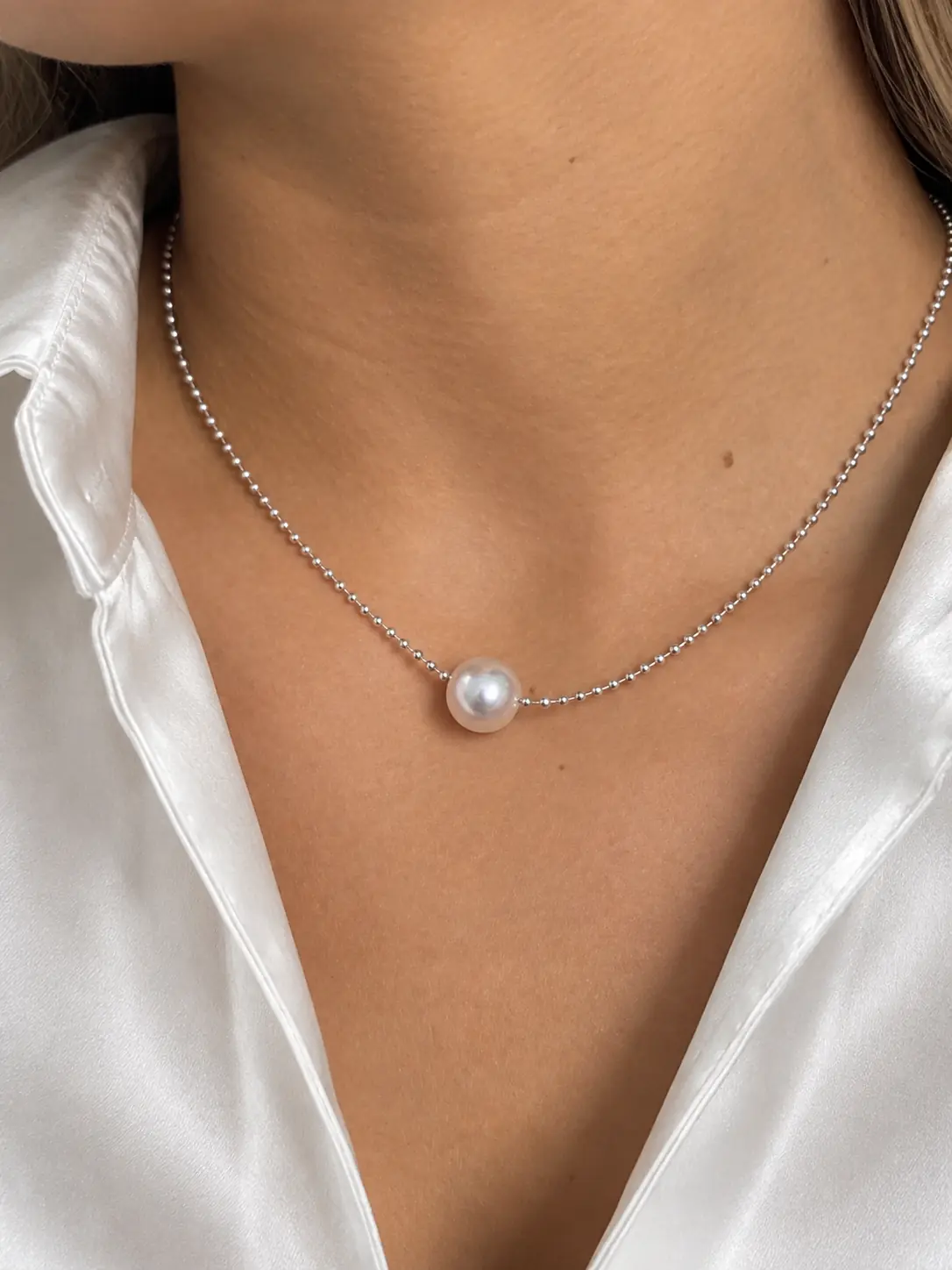 Collar pearl bloom