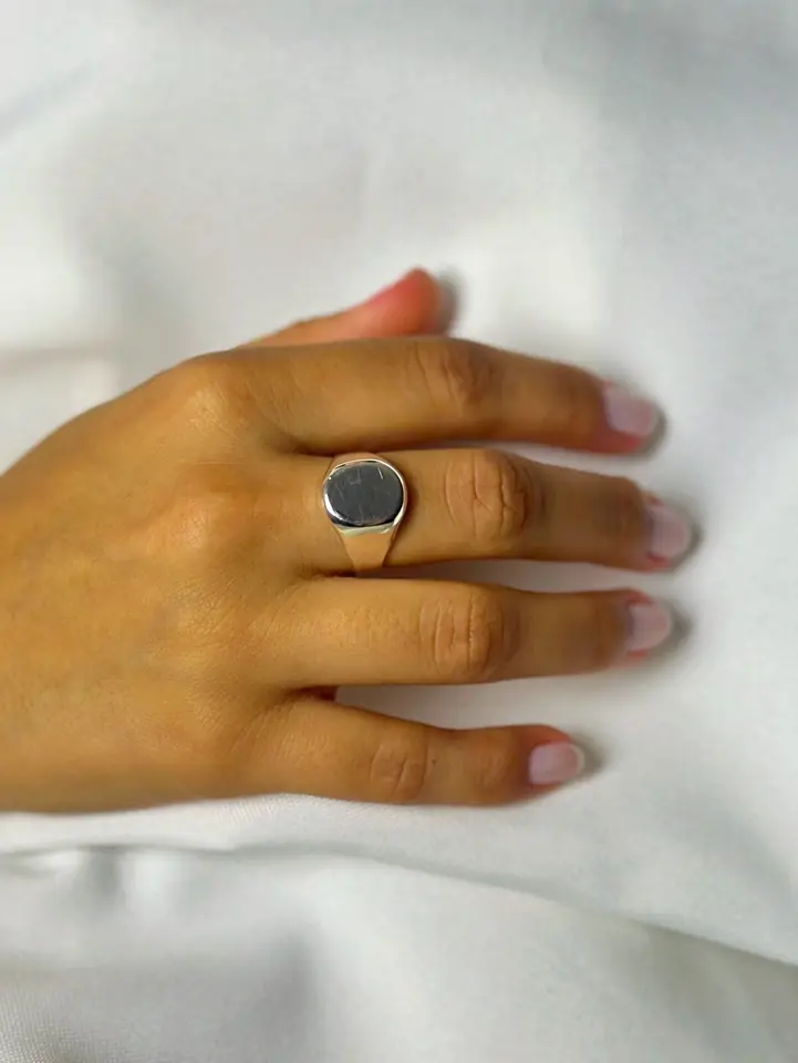 Anillo Oval