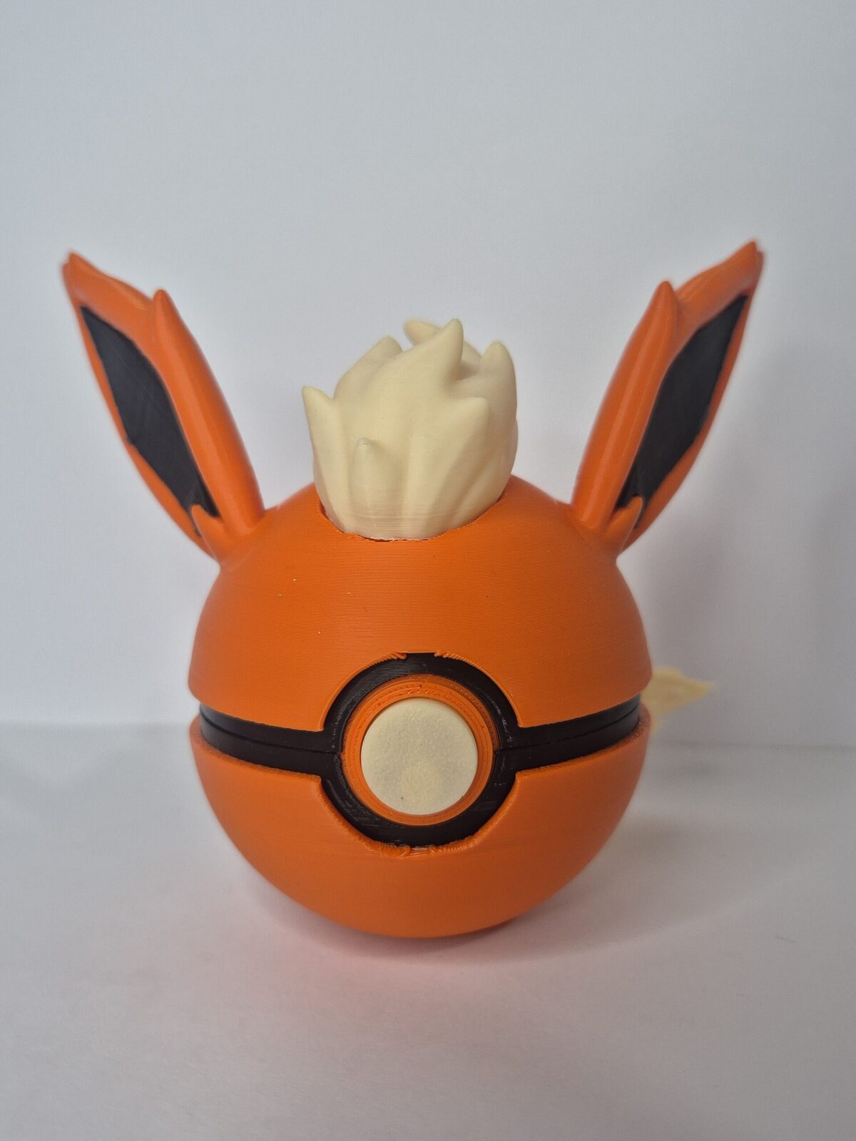 Pokeball Flareon