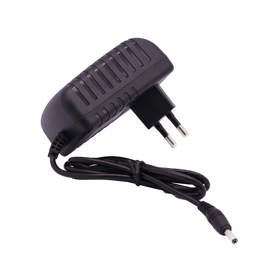 CARGADOR DE NOTEBOOK 12V 2A 3,5X1,35MM CEIBAL