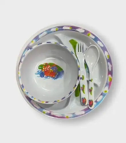 Plato bebe