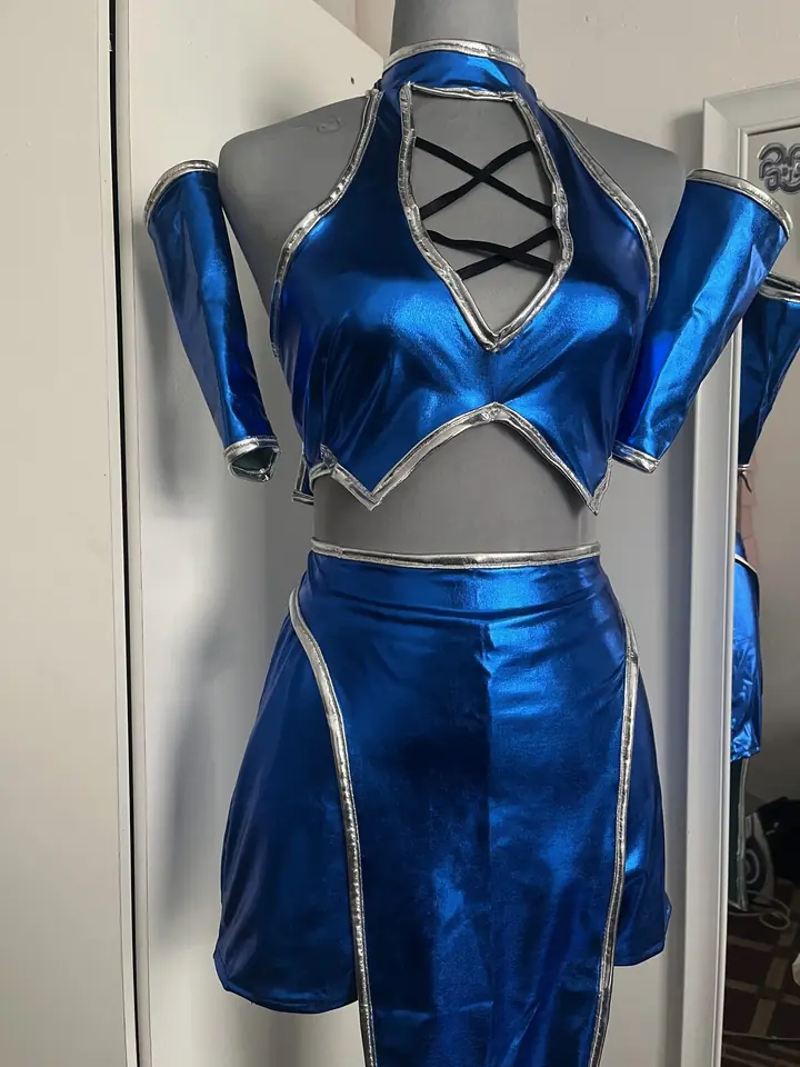 DISFRAZ KITANA