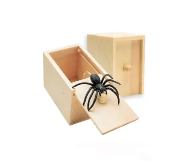 Caja de Madera con Araña Sorpresa juego Viral en el mundo