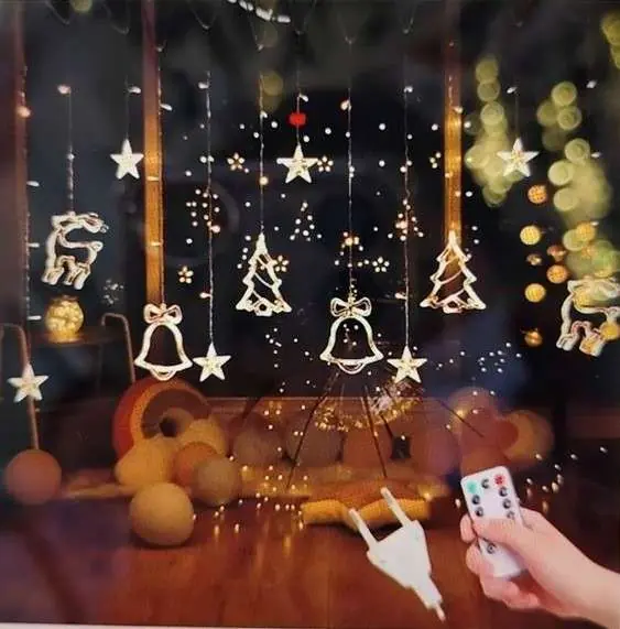 Cortina de 120 Luces de Navidad 3X0.9M Con Control Remoto