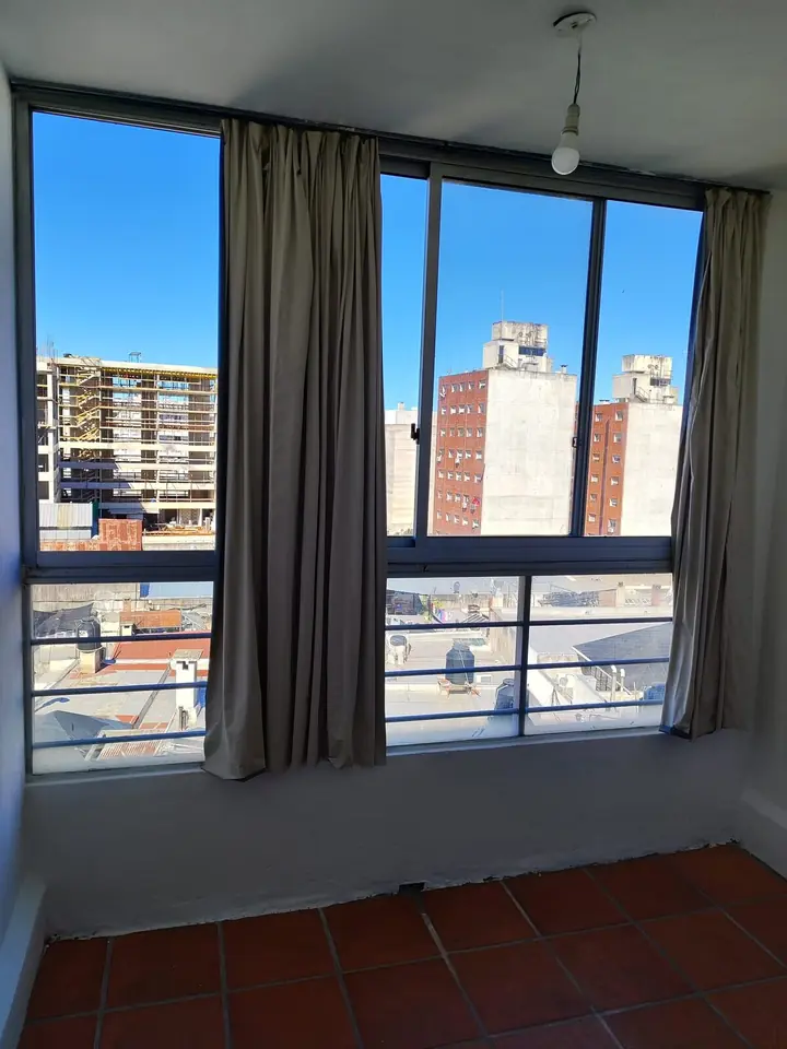 Un dormitorio al frente | Cordón Sur