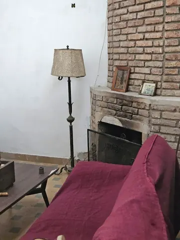 Casa 4 dormitorios con jardín y garaje en Pocitos padrón único en venta