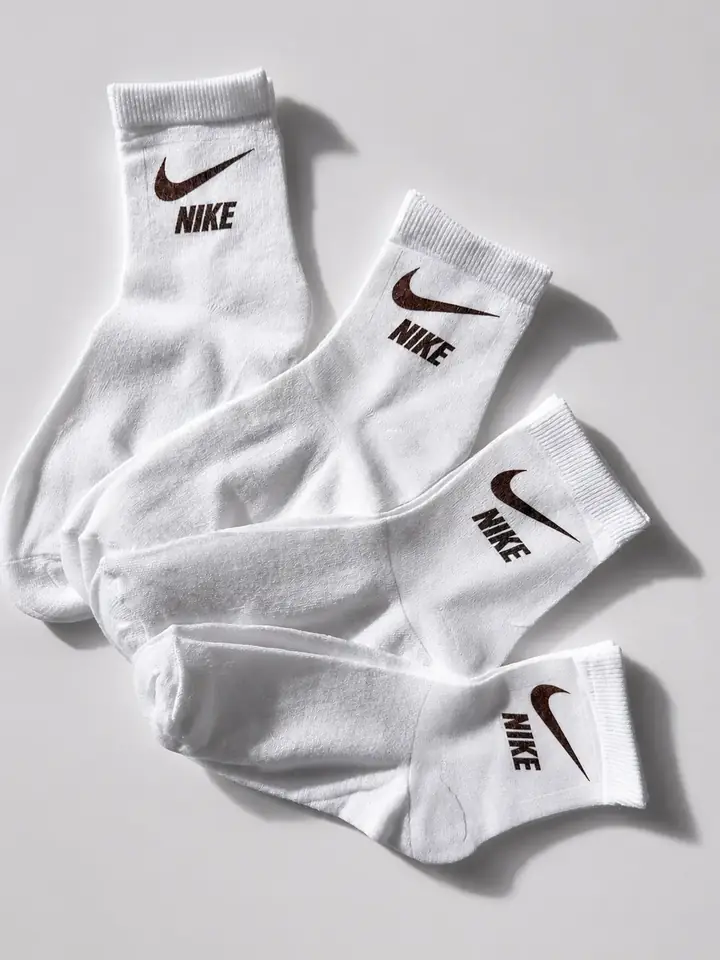 Nike y Adidas
