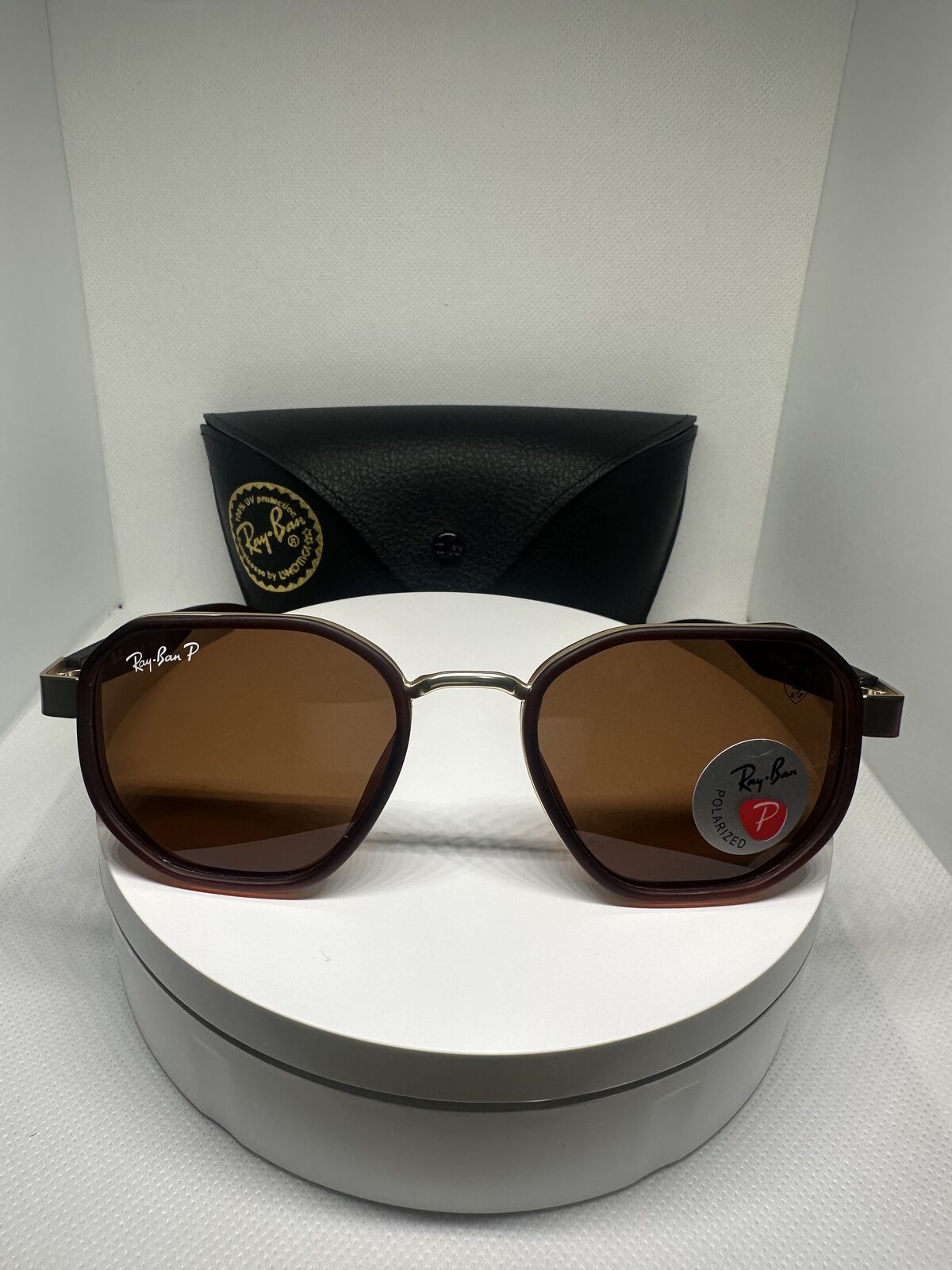 RB Ferrari rojo