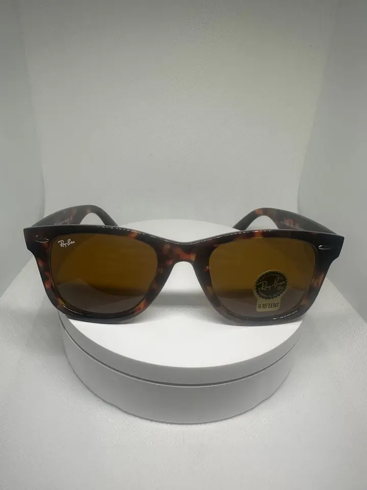 RB Wayfarer carey