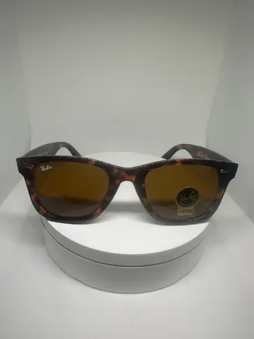 RB Wayfarer carey