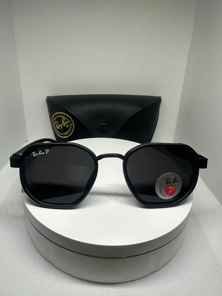 RB Ferrari negro