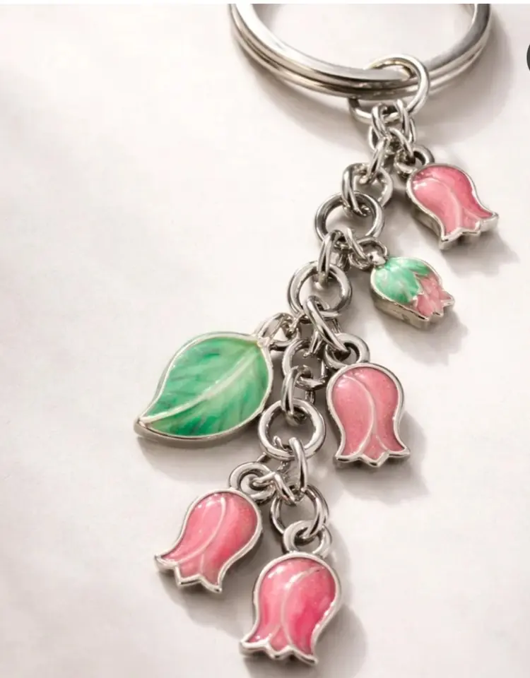 Llavero cadena de rosas