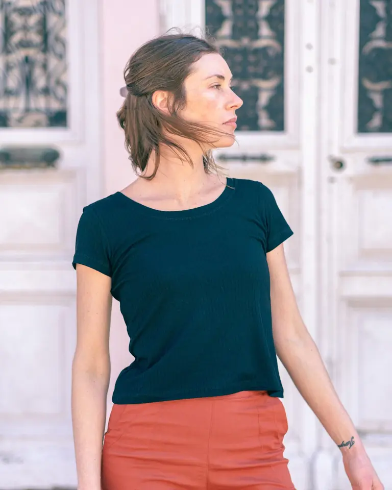 Remera Alma Negra