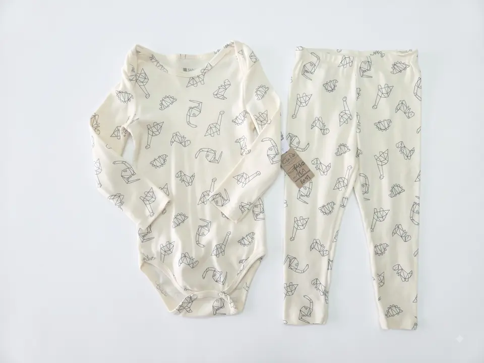Conjunto teddy boom 12/18 meses nuevo