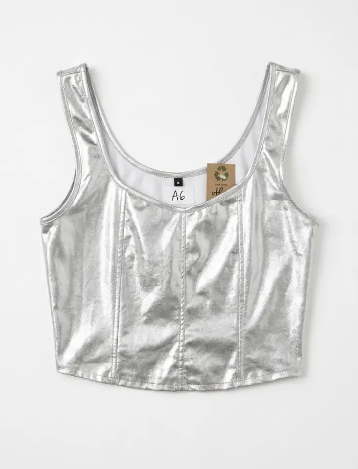 Top plateado talle M