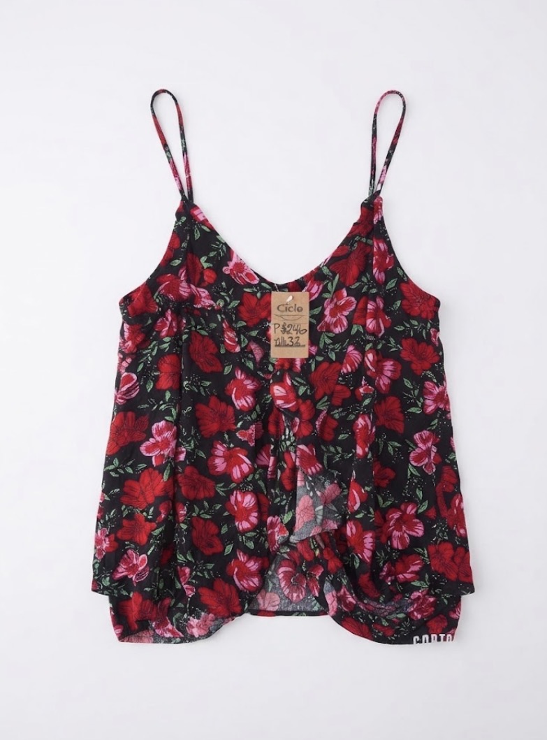 Blusa floreada talle M