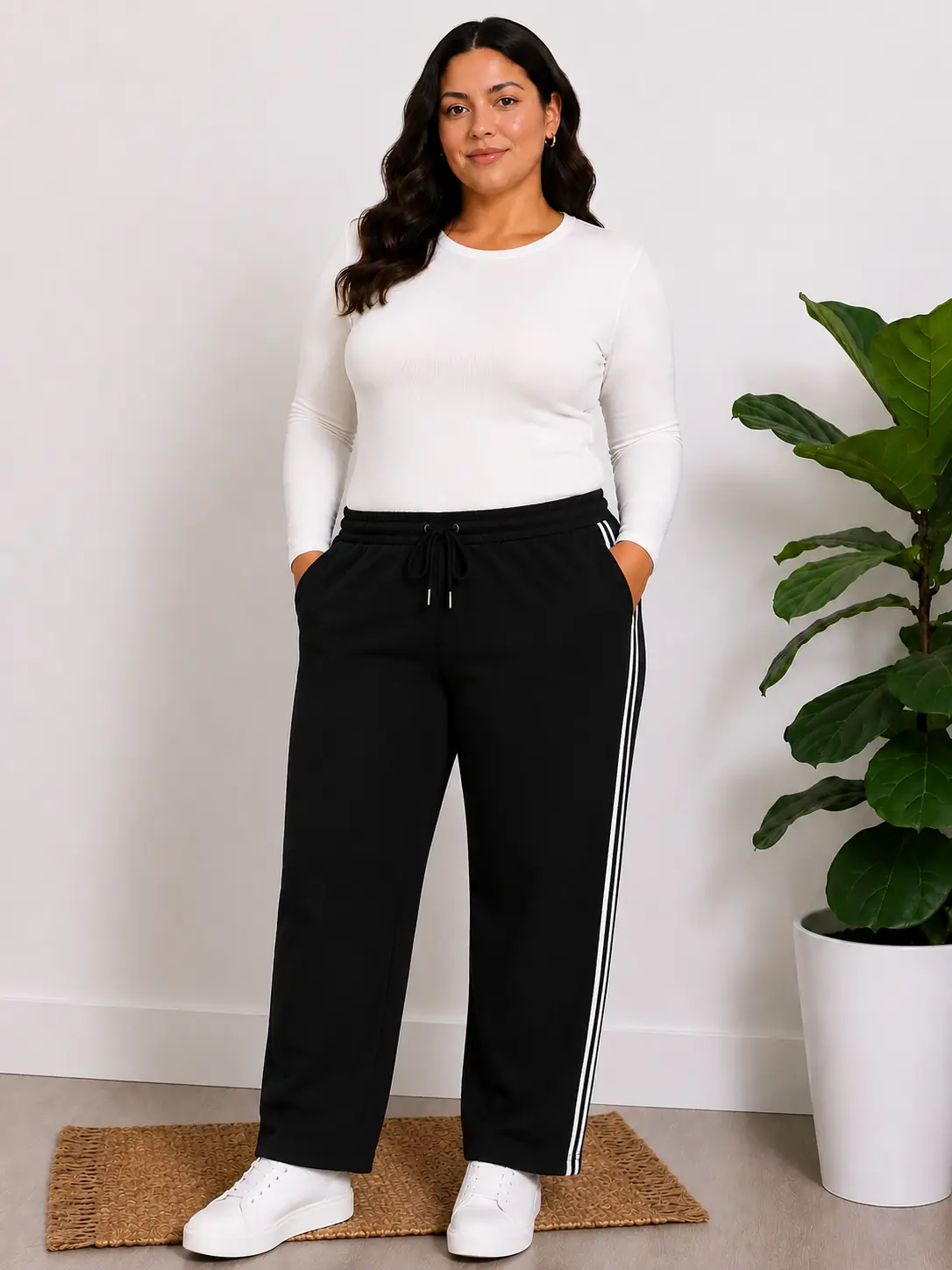Pantalón deportivo negro con rayas blancas 3 XL y 4 XL