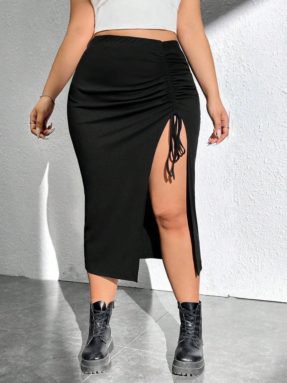 Pollera negra fruncida 4 XL