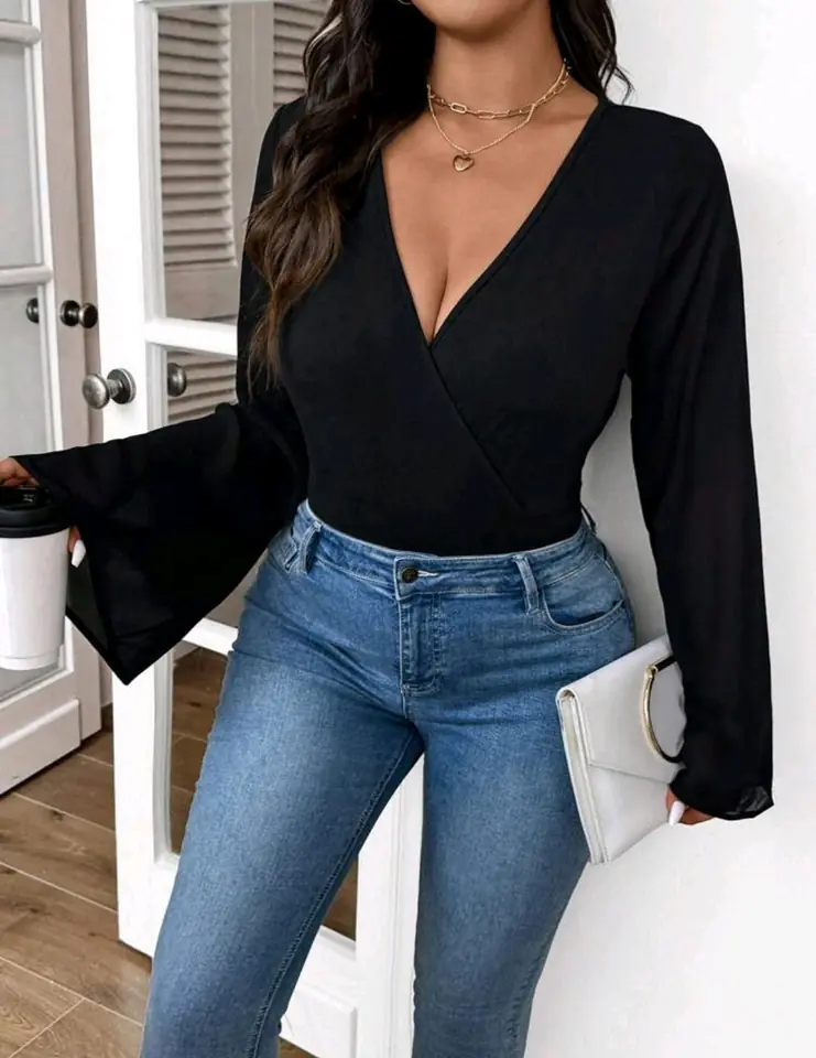 Body negro cruzado 3 XL y 4 XL
