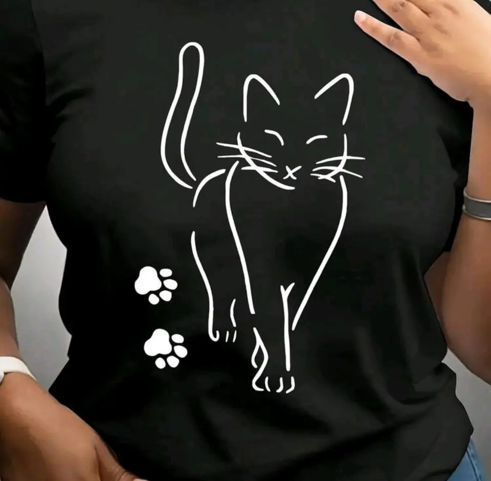 Remerón negro de algodón estampado: perfil gato
