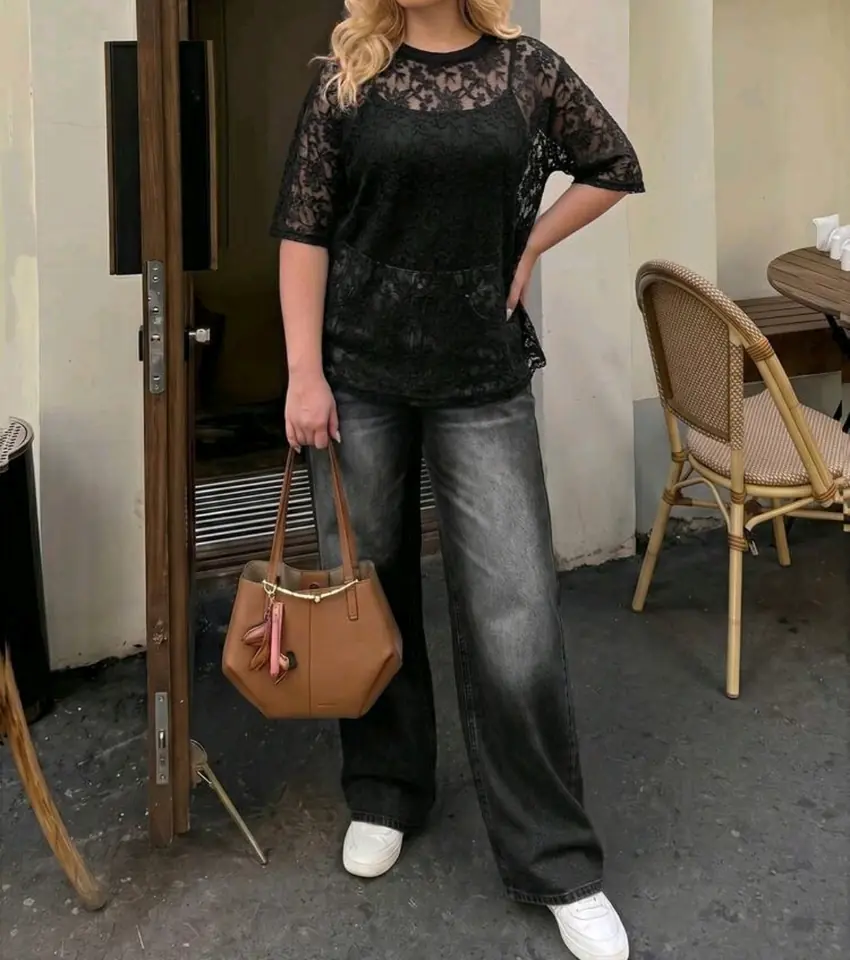 Blusa negra estampada 3 XL