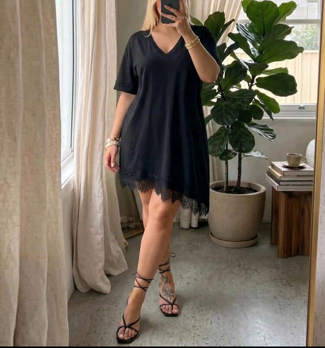 Vestido negro con encaje cuello V 4 XL