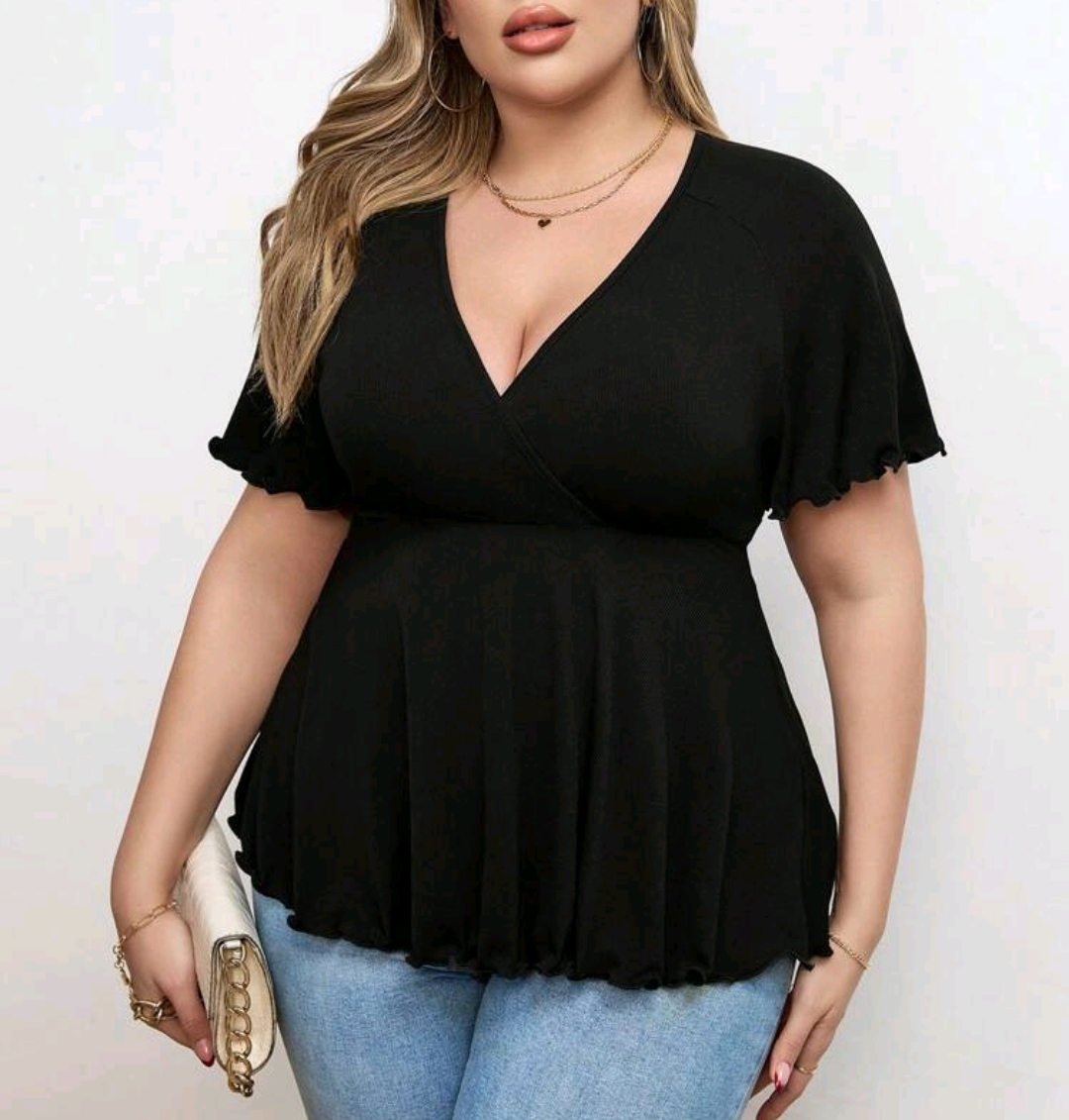 Blusa negra cruzada 2 XL al 4 XL