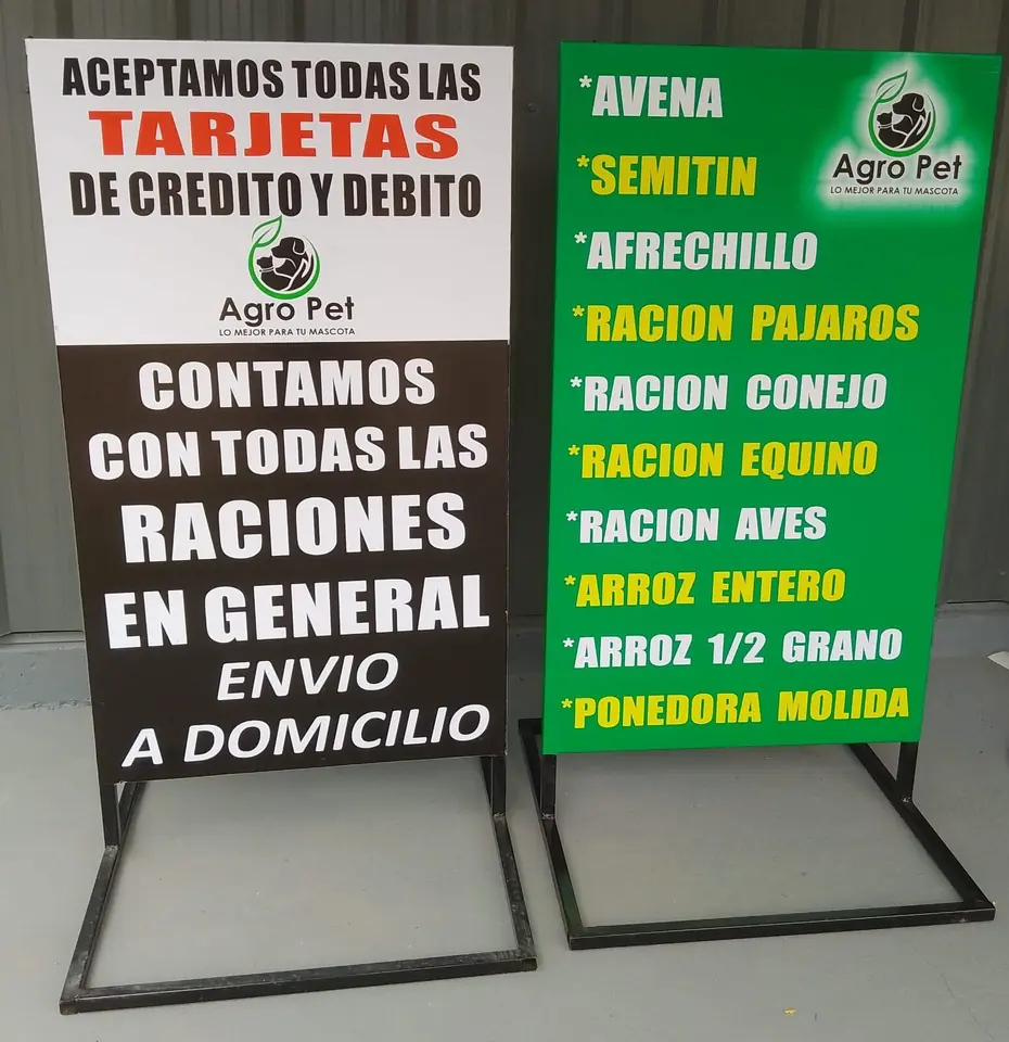 Totem de vereda.