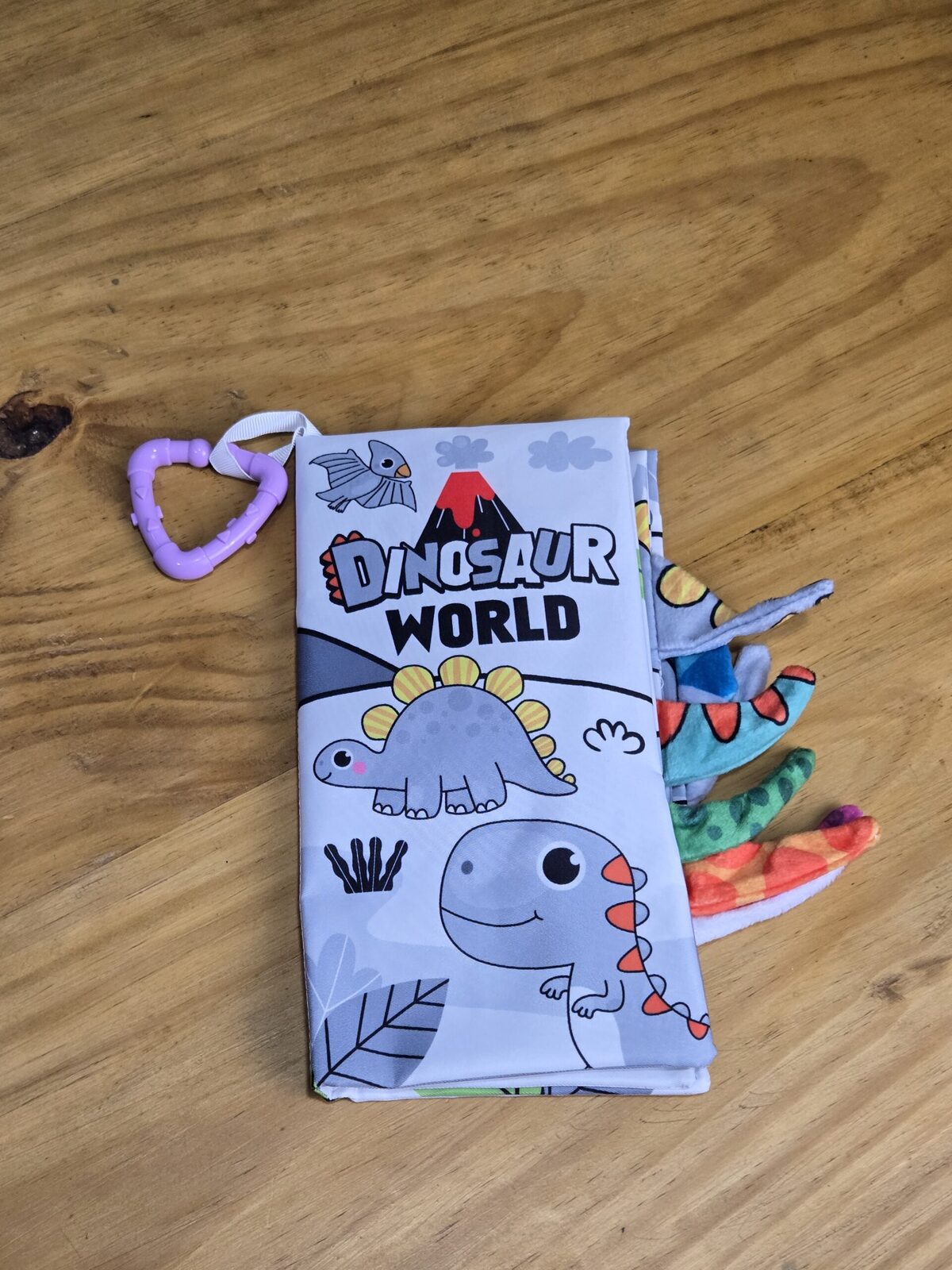 Libro sensorial Dinos