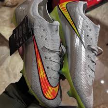 Nike Mercurial Vapor 16
