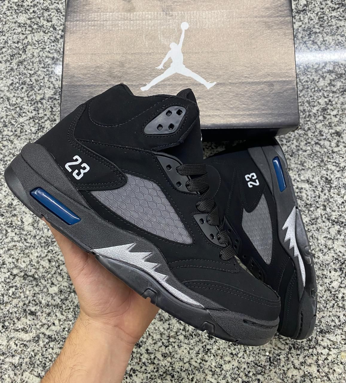 Air Jordan 13 - All Black