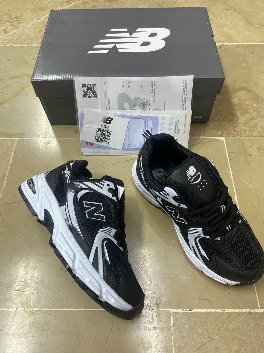 New Balance 530 - Negras
