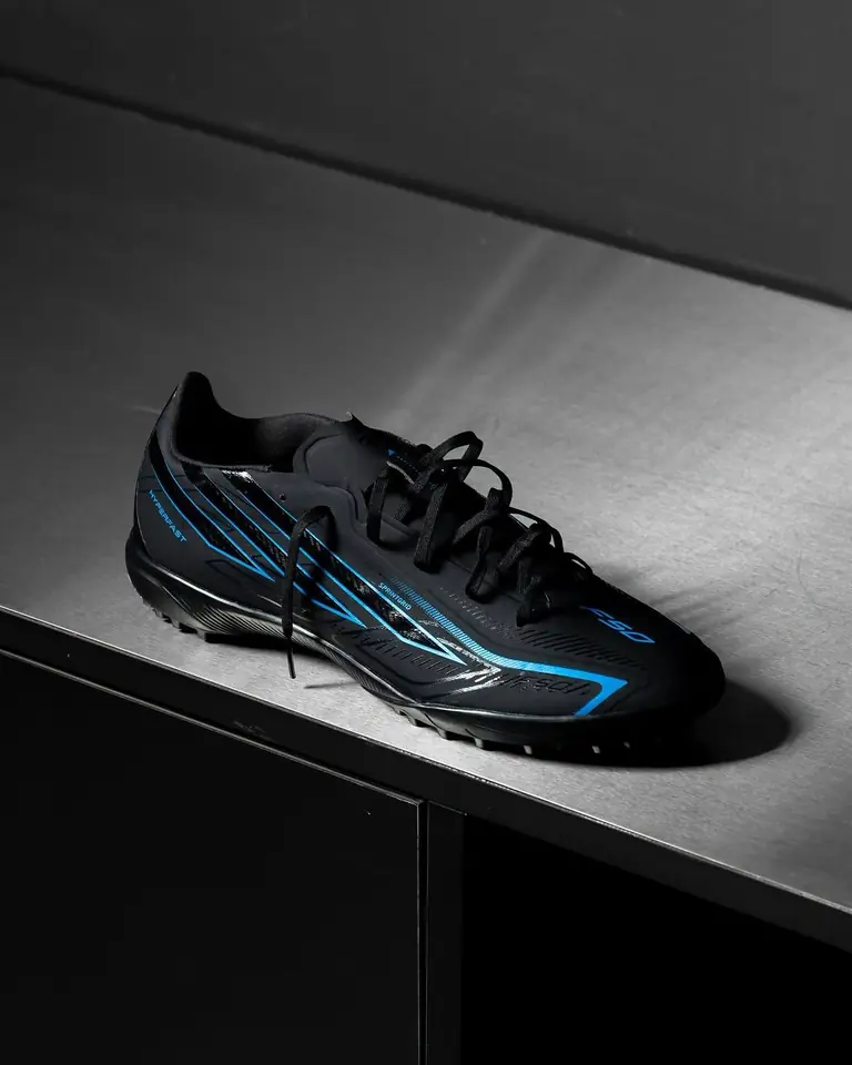 Adidas F50 Hyperfast