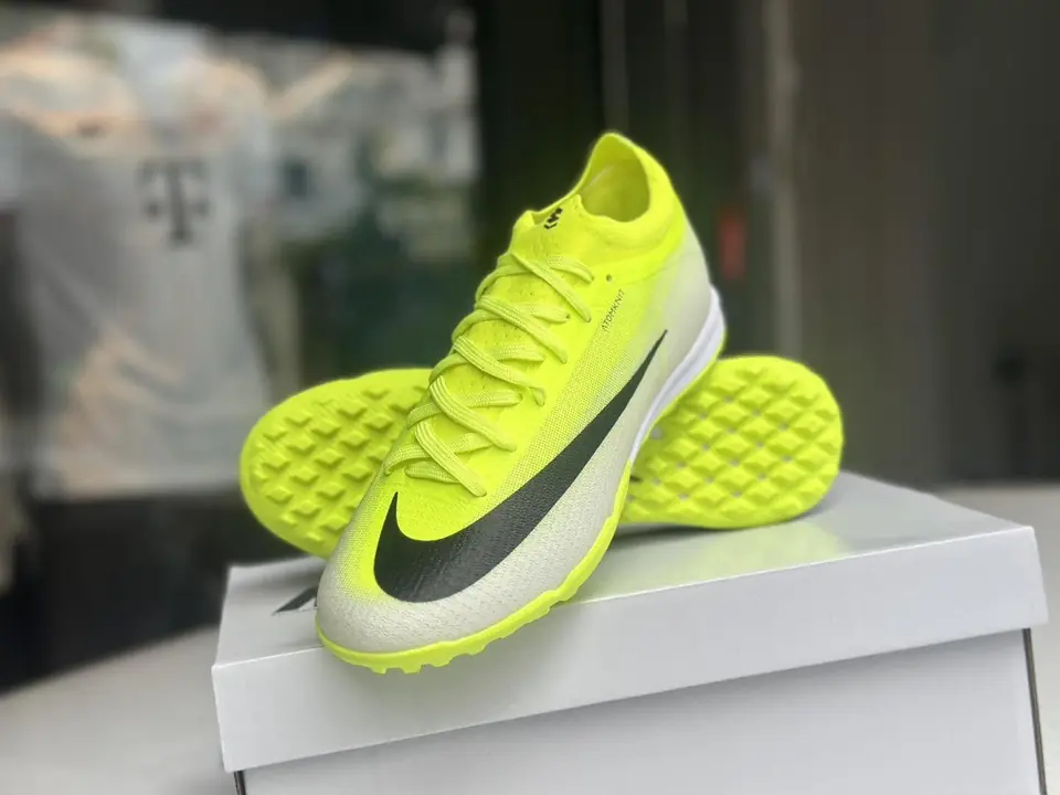 Nike Air Zoom Mercurial Vapor