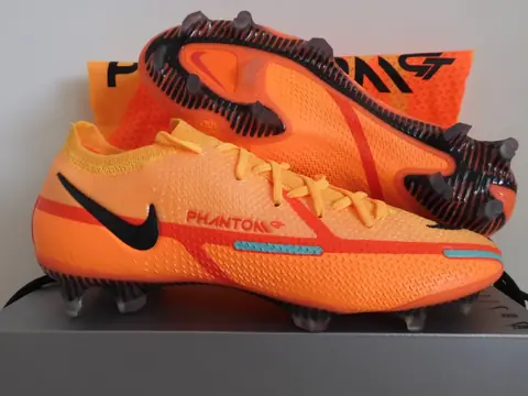 Nike Phantom GT2