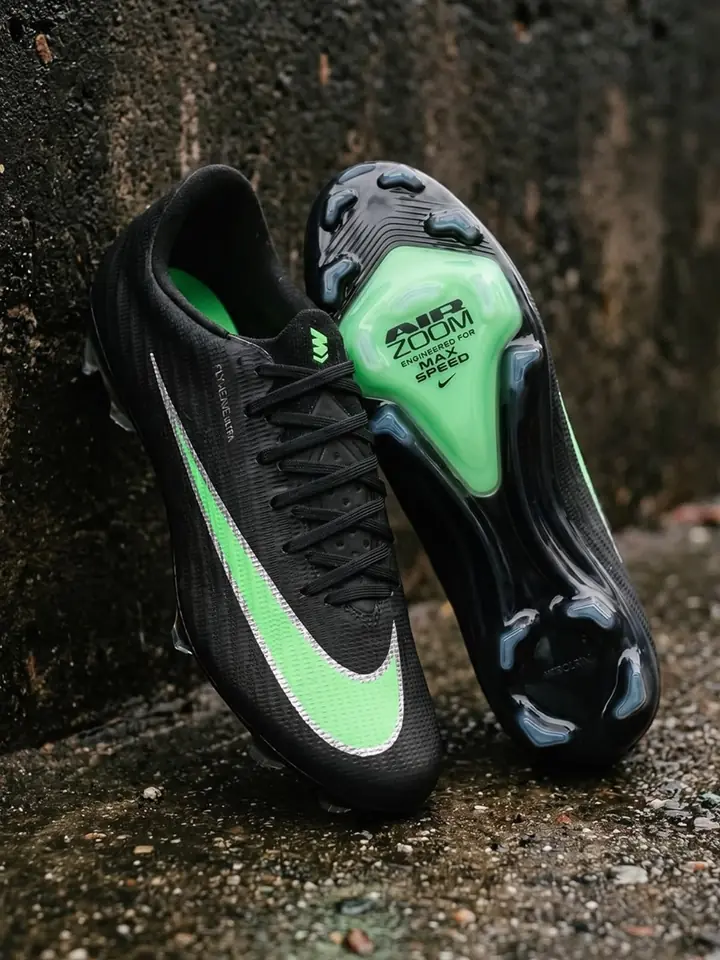 Nike Air Zoom Mercurial Vapor 17