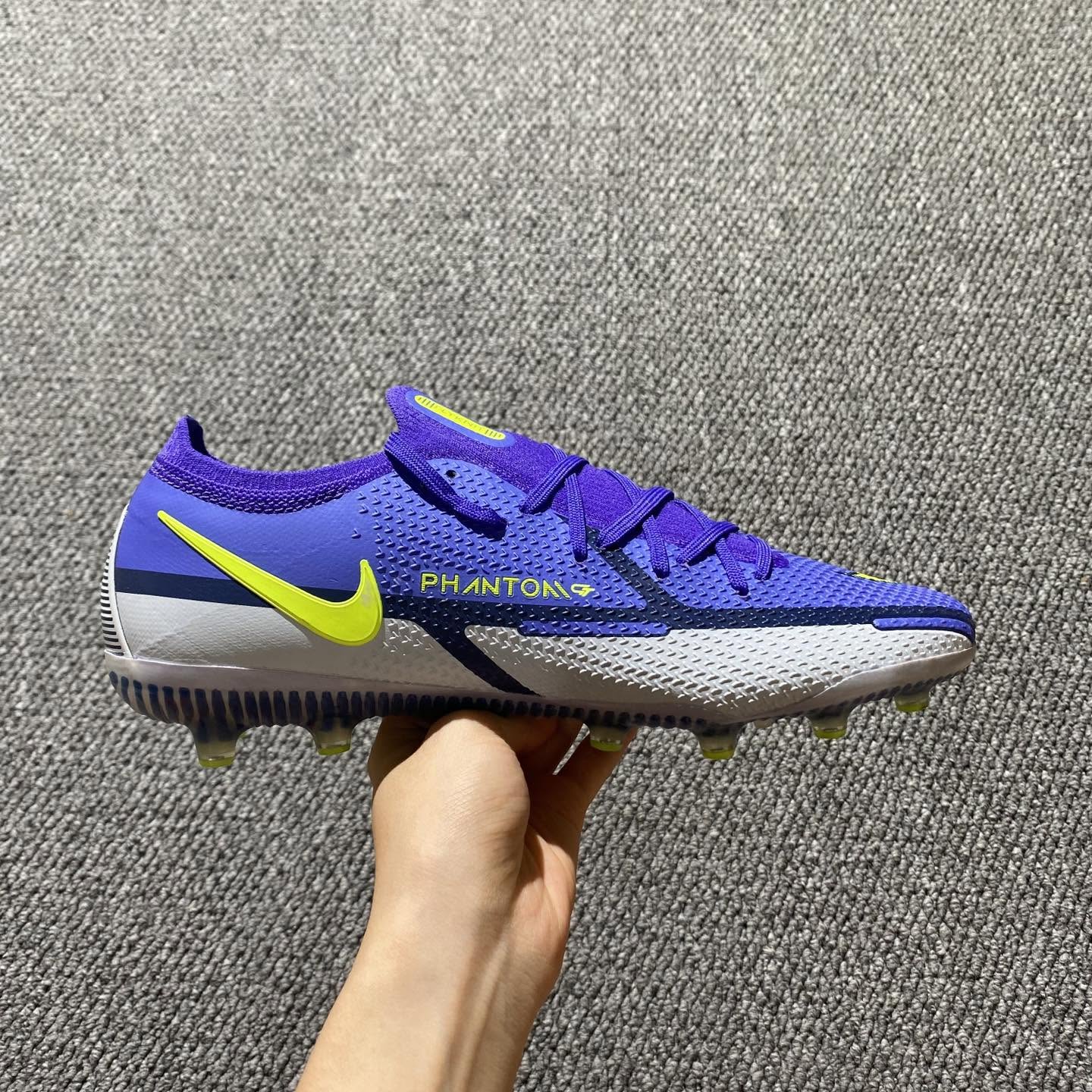 Nike Phantom GT2