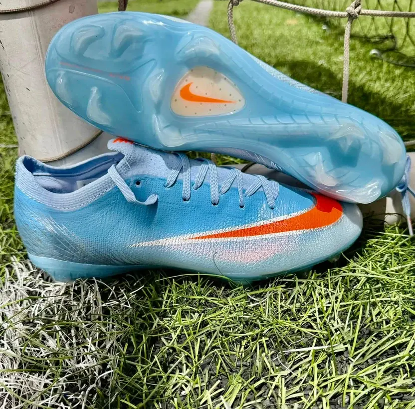 Nike Air Zoom Mercurial Vapor 16