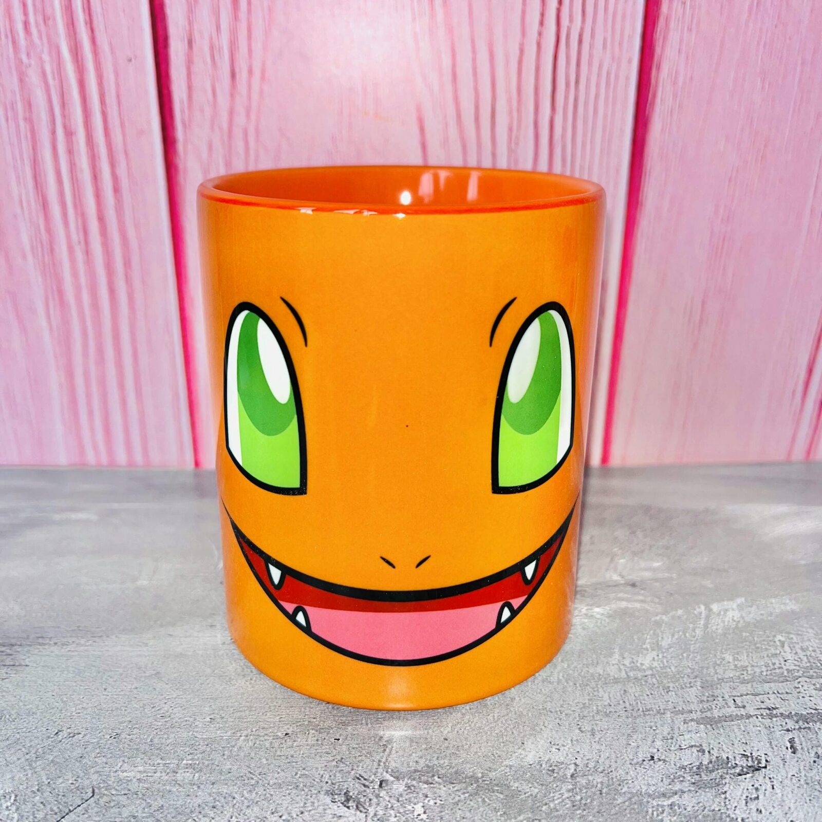 Taza Charmander