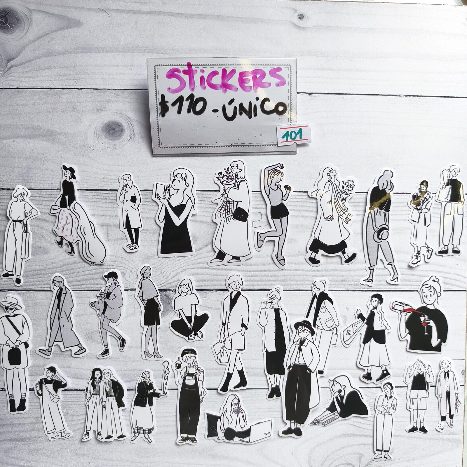 Stickers nena blanco y negro 101