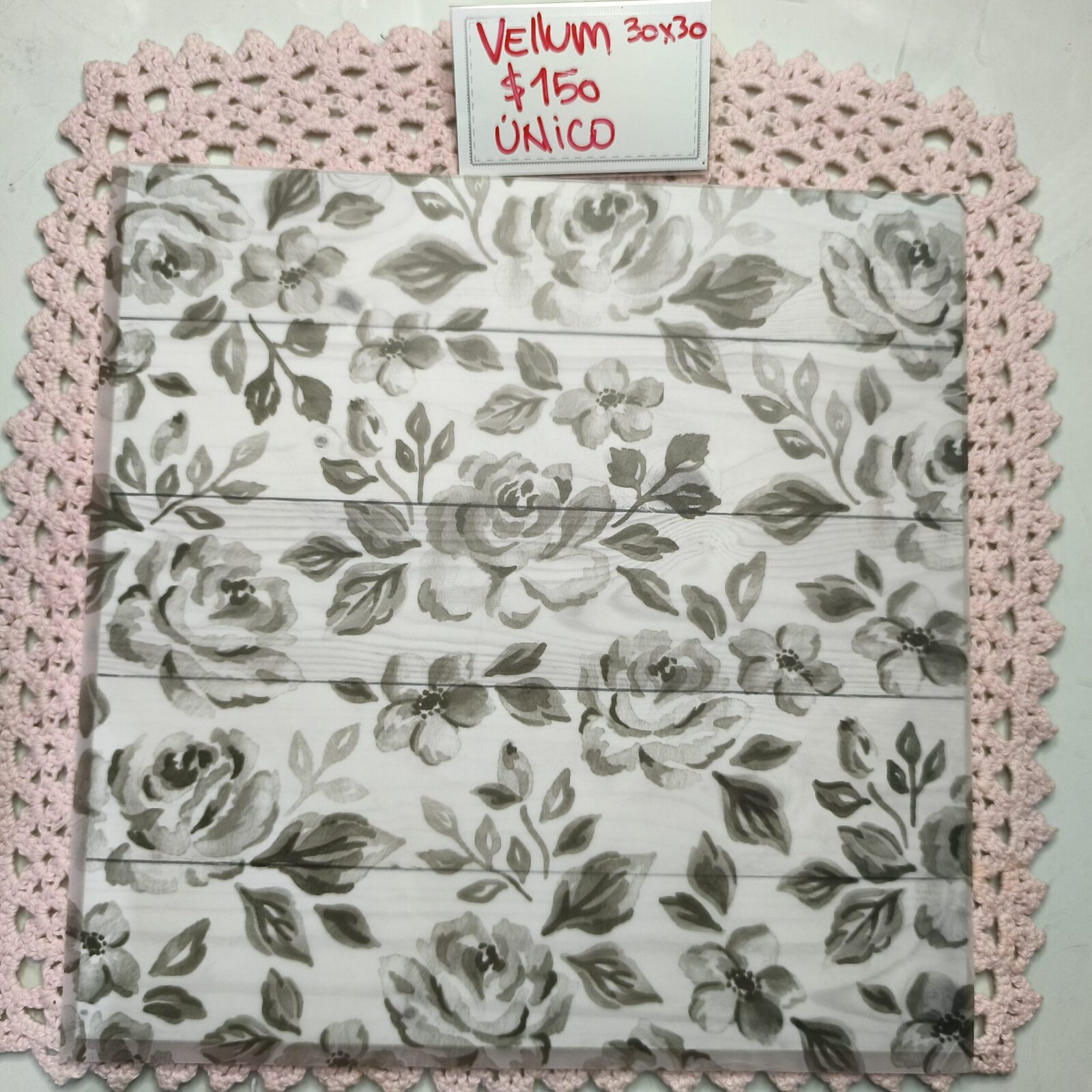 Vellum 30x30 flores grises grandes