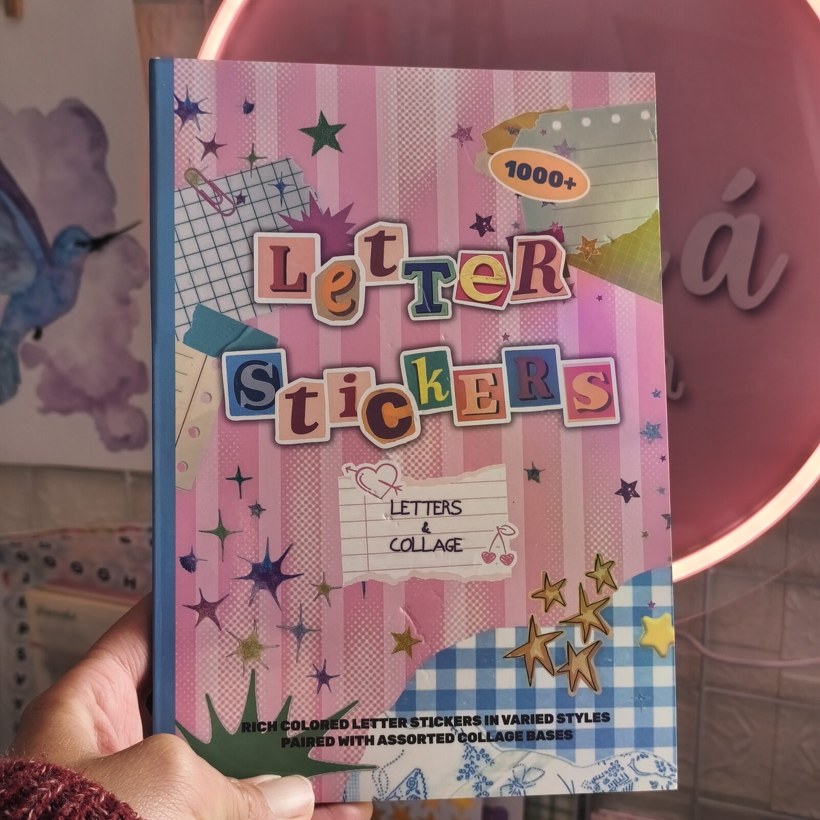Libro de stickers letras y collage