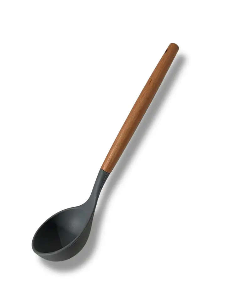 Cucharón De Silicona Con Mango De Madera 32cm