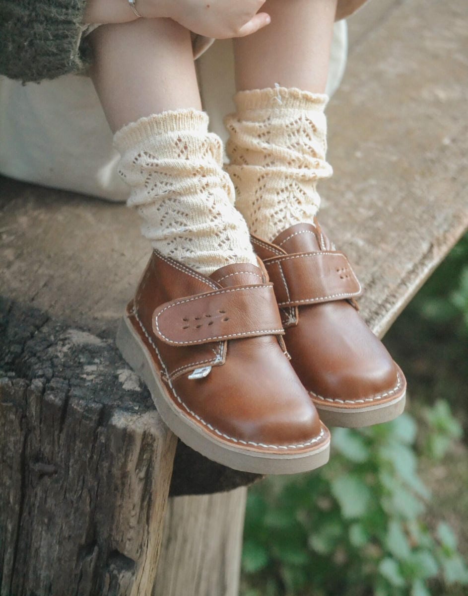 Bota Mora