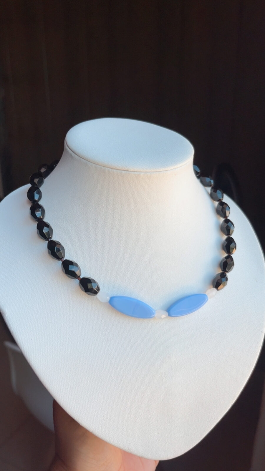 COLLAR CHICLE OSCURO