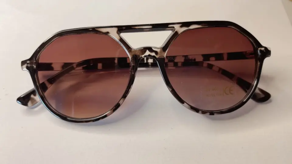 LENTES